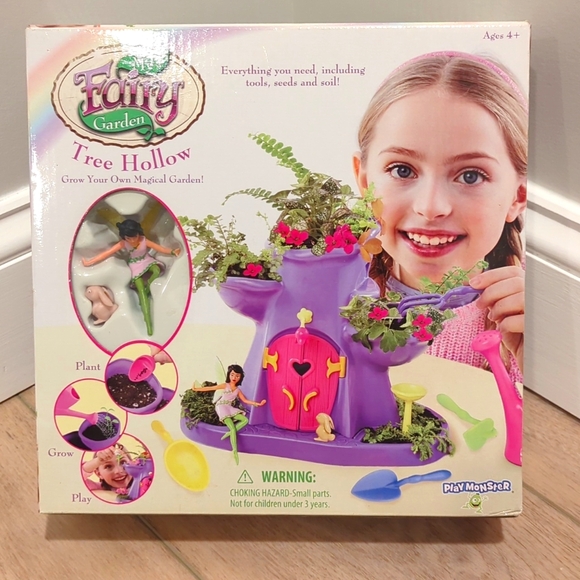 Fairy Garden Tree Hollow Playset - Purple and Pink - Picture 1 of 10